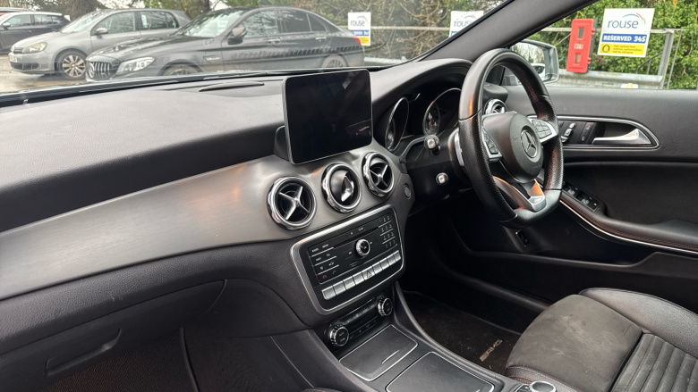 Mercedes-Benz GLA 250 4Matic AMG Line Premium Plus 5dr Auto Petrol Hatchback